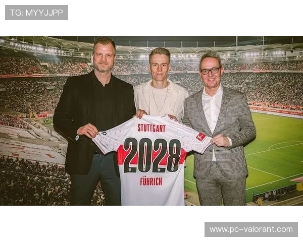 菲里希订婚喜讯传来，斯图加特队员纷纷祝贺庆祝